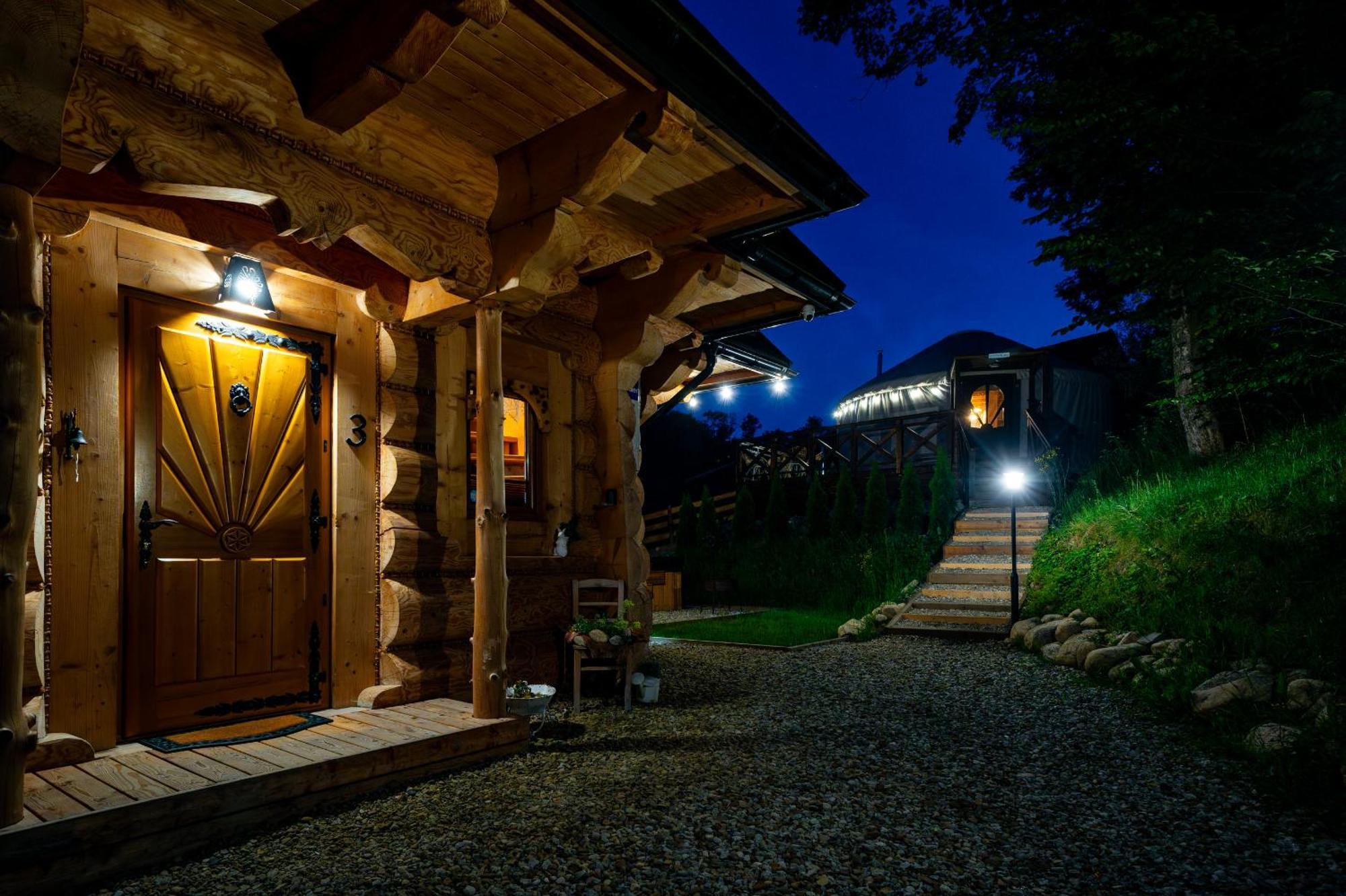 Goralska Chatka 3 Highland Cottage - Jacuzzi, Sauna, Split Ac, Private Parking, Mountains View زاكوباني المظهر الخارجي الصورة