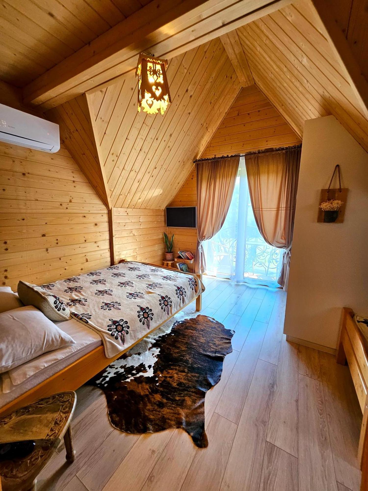 Goralska Chatka 3 Highland Cottage - Jacuzzi, Sauna, Split Ac, Private Parking, Mountains View زاكوباني المظهر الخارجي الصورة