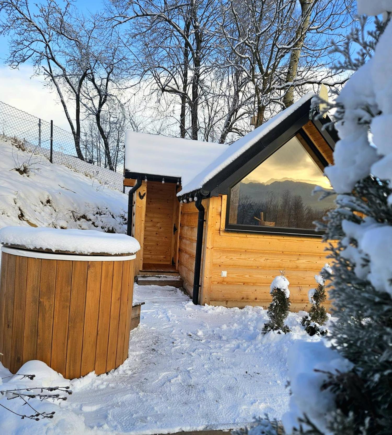 Goralska Chatka 3 Highland Cottage - Jacuzzi, Sauna, Split Ac, Private Parking, Mountains View زاكوباني المظهر الخارجي الصورة